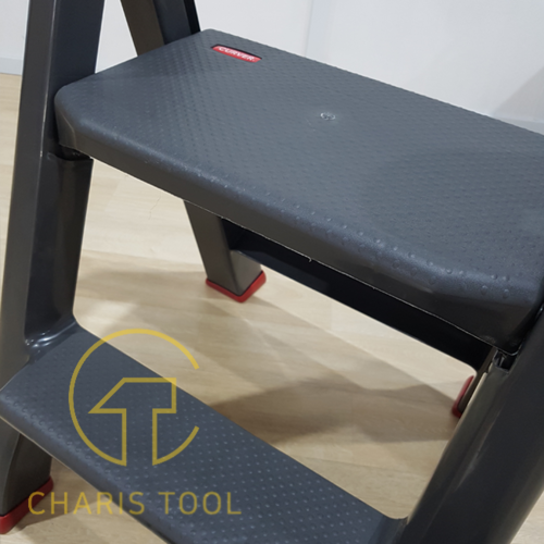 CURVER 커버 간이 사다리 08605 2단 발판 접이식 가정용 사다리 세차용 휴대용 (최대 150kg) 스텝스툴 STEP STOOL